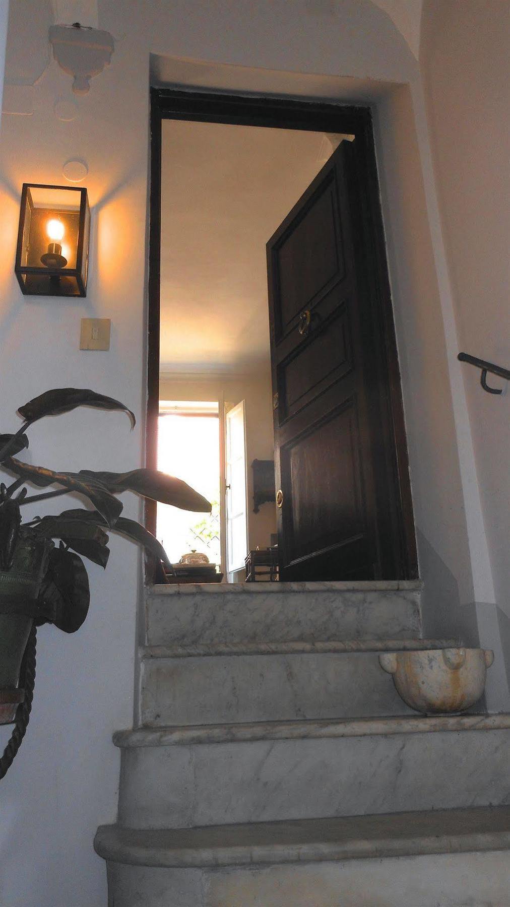 B&B Casa De Luca A Campo De Fiori Roma Dış mekan fotoğraf